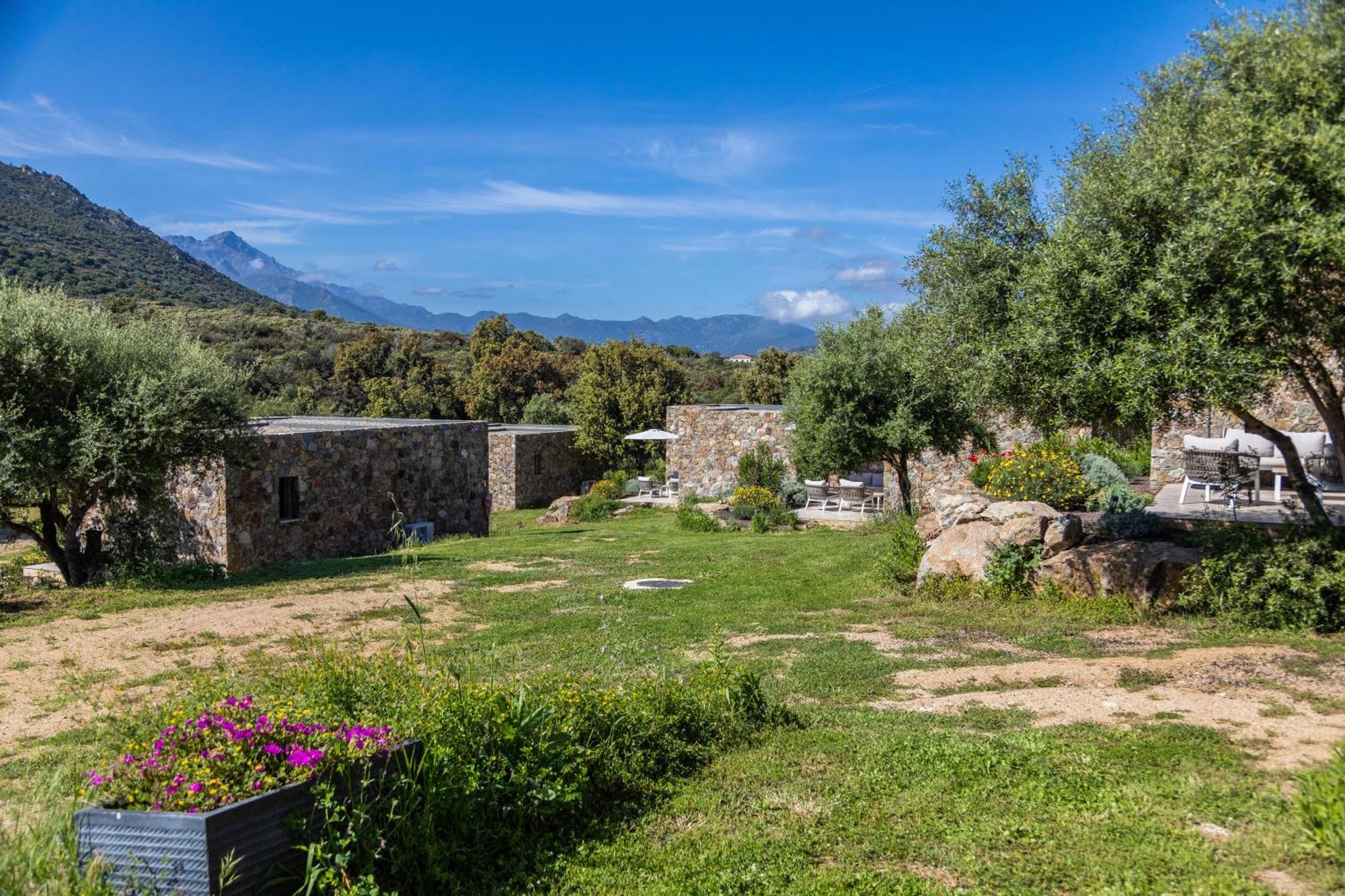 Les Bergeries Du Domaine De Pinelli * Belgodere (Corsica)
